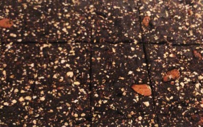 Healthy “Brownie” Granola Bars
